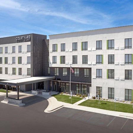 Courtyard By Marriott Fargo Hotell Exteriör bild
