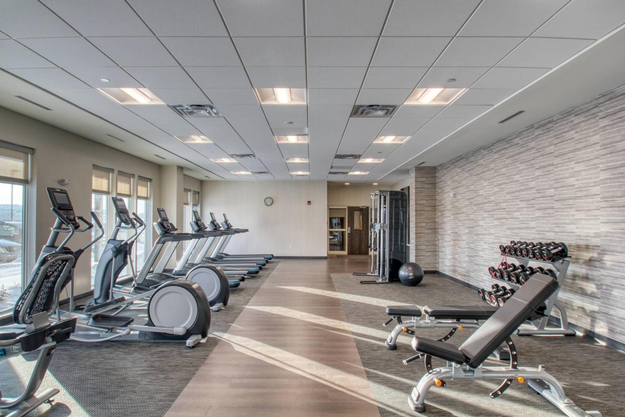 Courtyard By Marriott Fargo Hotell Exteriör bild