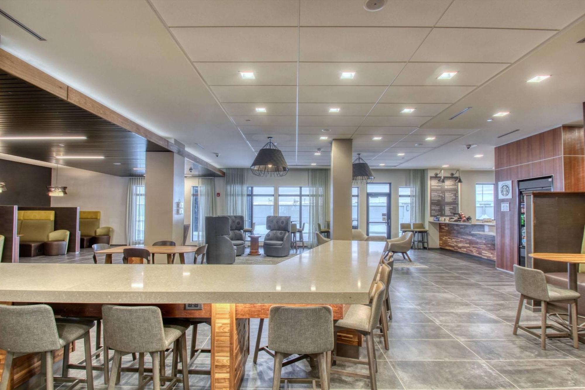 Courtyard By Marriott Fargo Hotell Exteriör bild